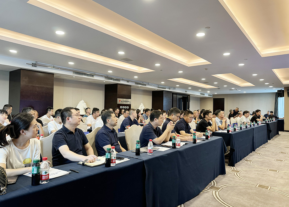 向“新”向“智”向未来！恒行6陶机新品推介会走进山西阳城
